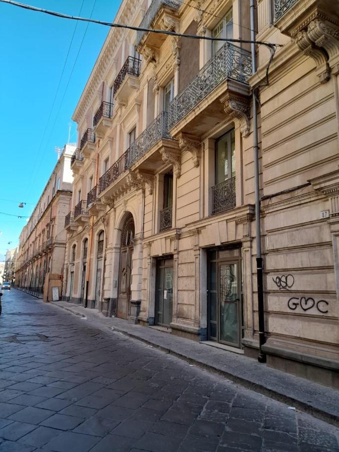 Casa Manzoni Apartment Catania Bagian luar foto